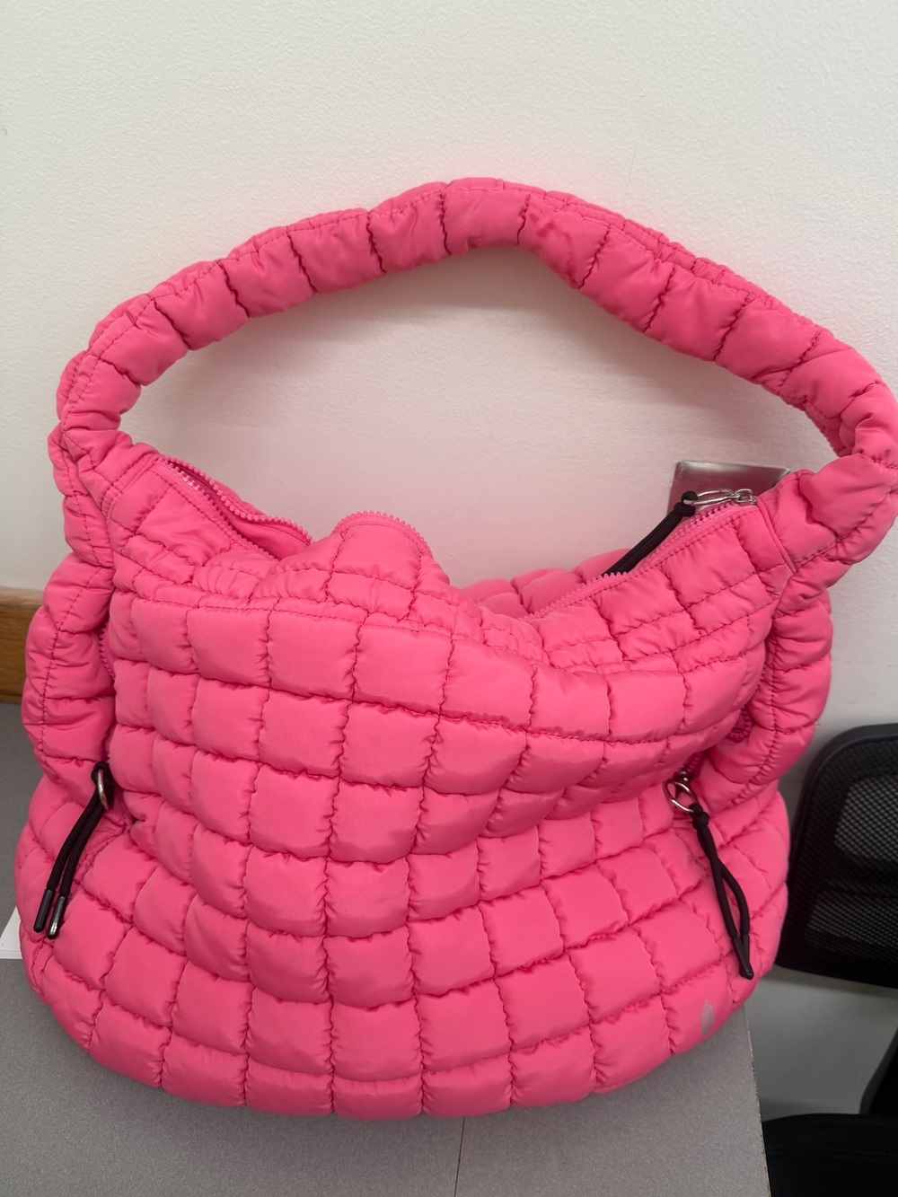 Free People Movement LARGE Quilted Puffer Shoulder Bag - Pink - Picture 2 of 4
